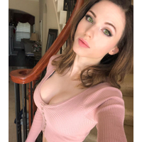 amouranth - Bar43lTH59j-xTZe8kqd-cLUVnr9P.jpg